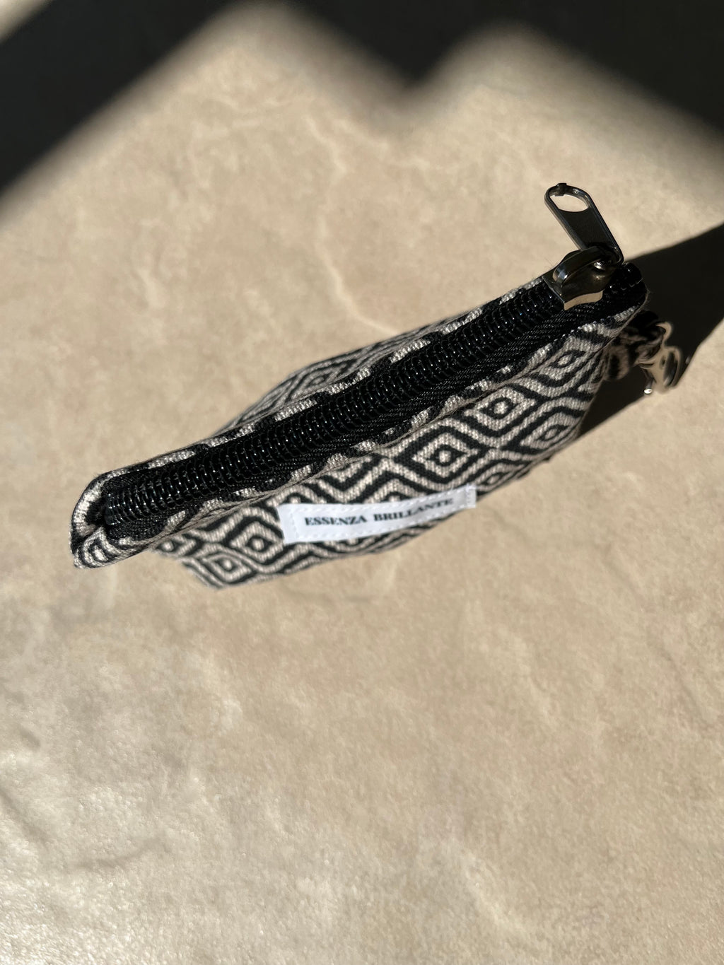 Compact Diamond Zipper Pouch