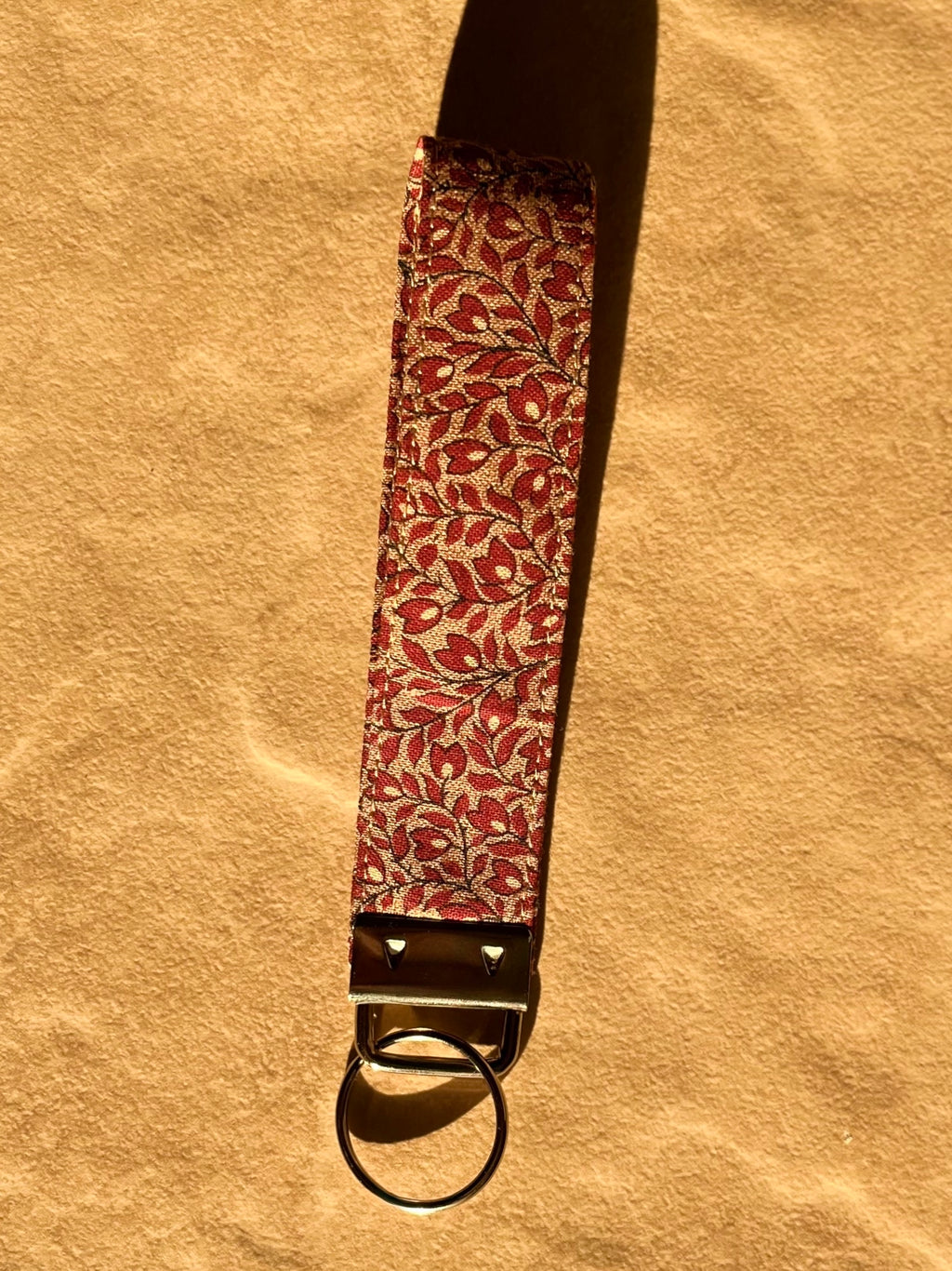 90s Bloom Wristlet