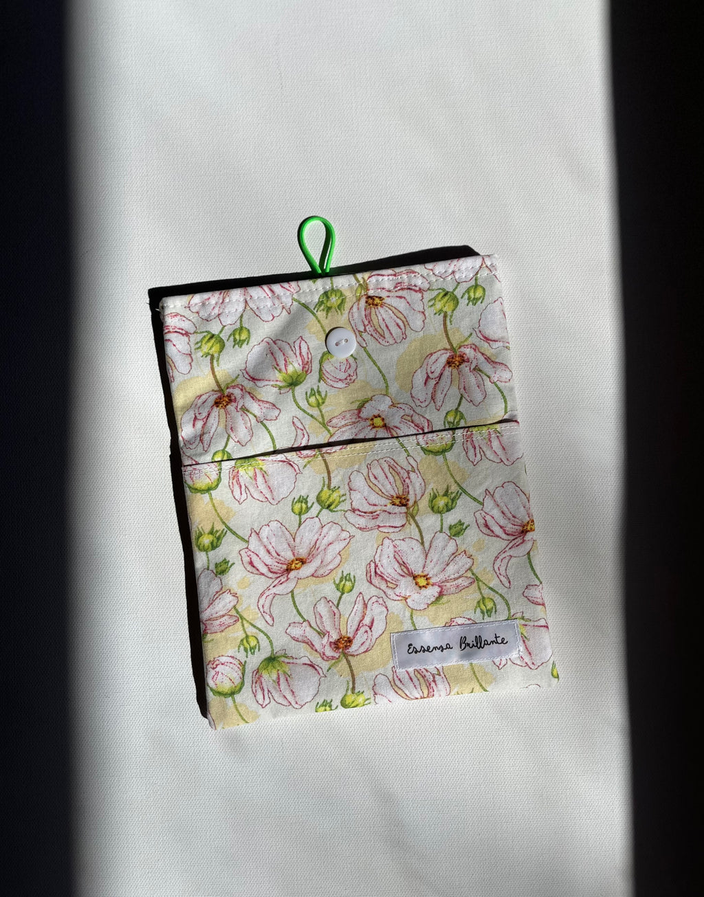 Blooming Spring Print w Front Pocket Book Sleeve