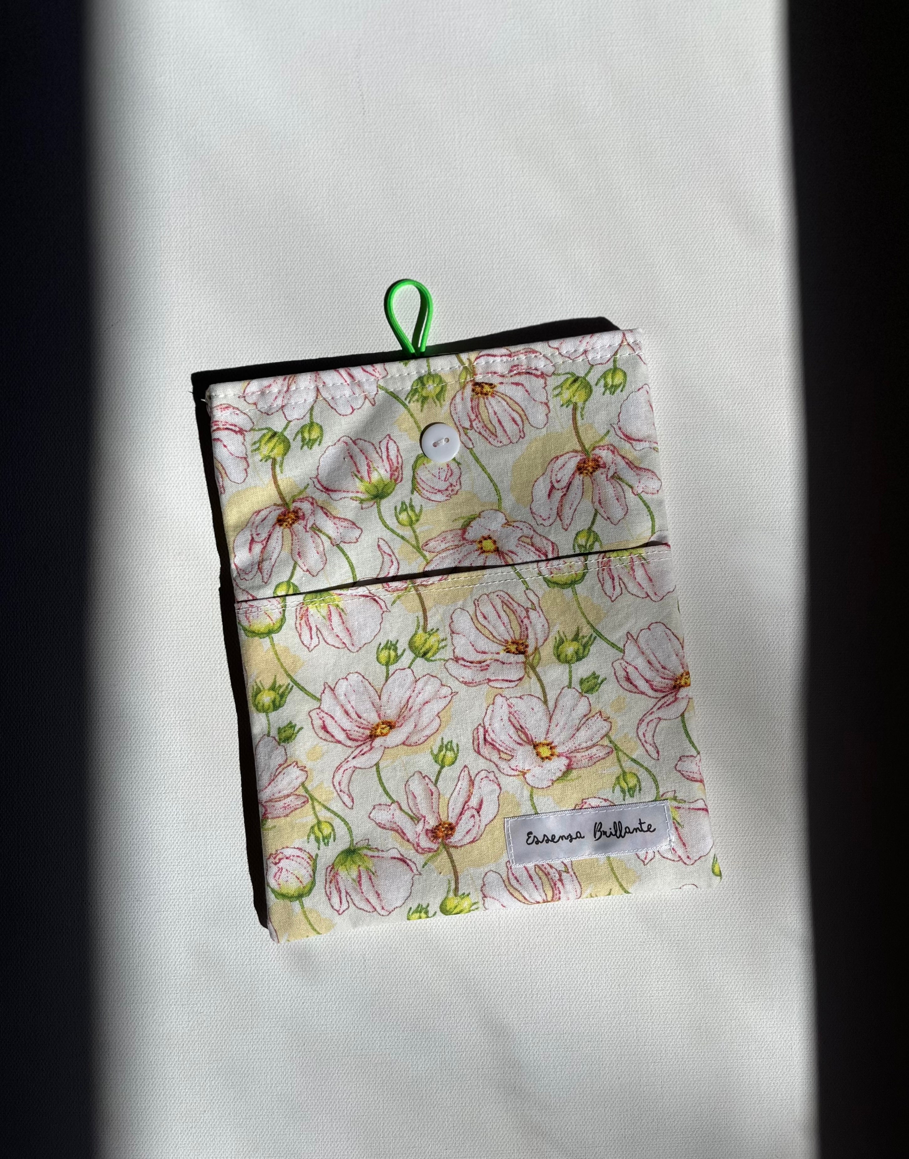 Blooming Spring Print w Front Pocket Book Sleeve