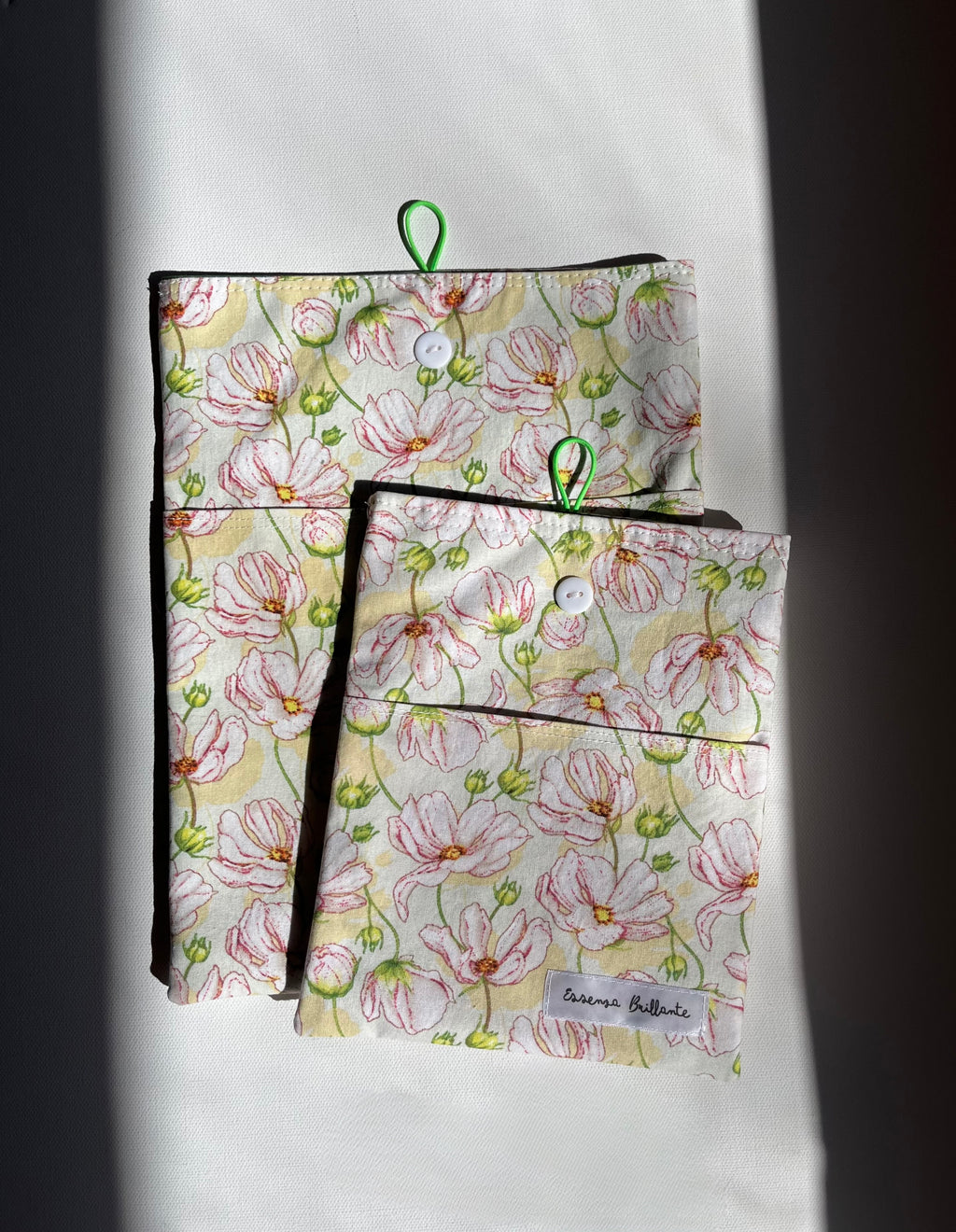 Blooming Spring Print w Front Pocket Book Sleeve