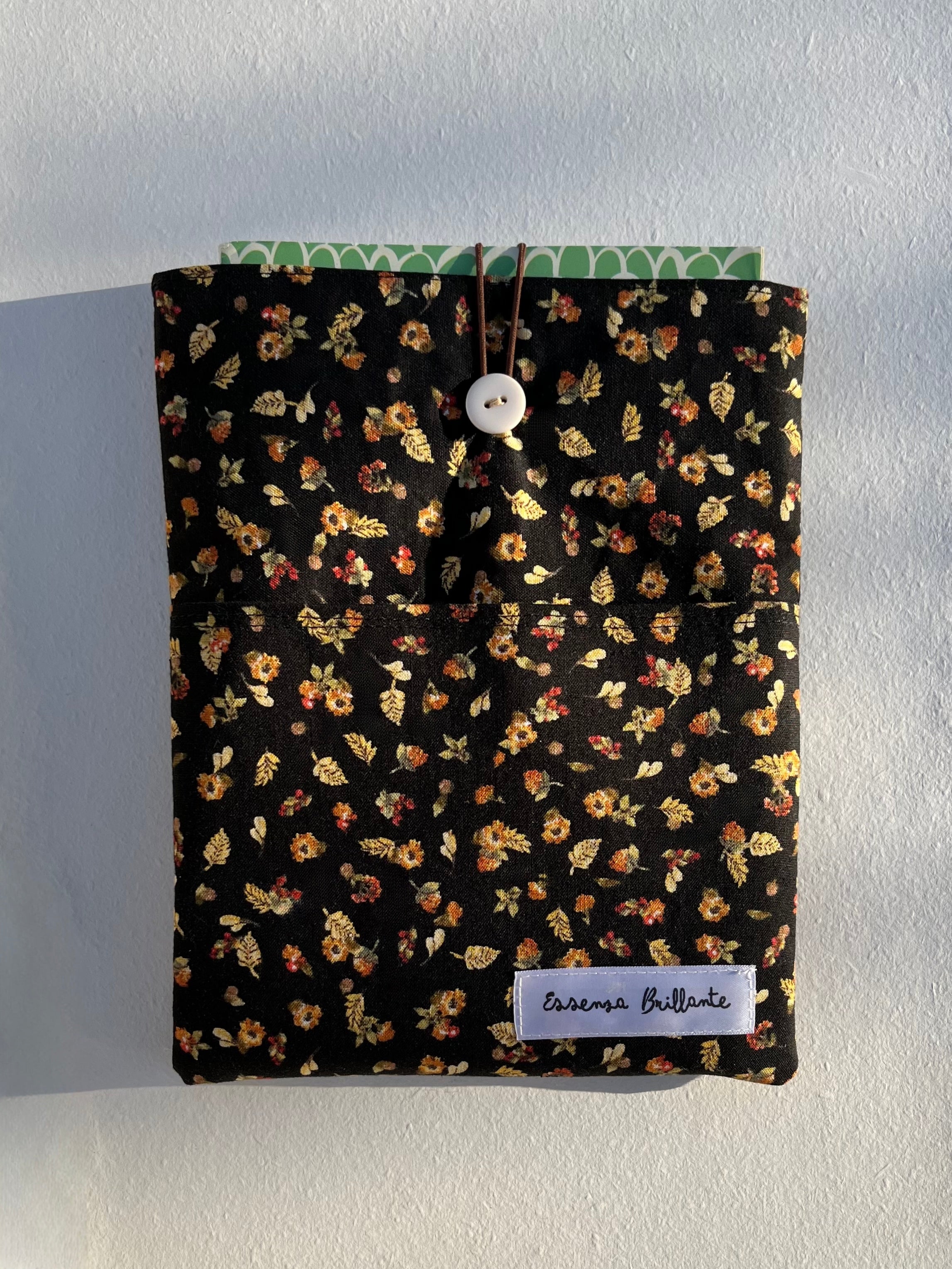 Fall Leaves w Front Pocket Book Sleeve