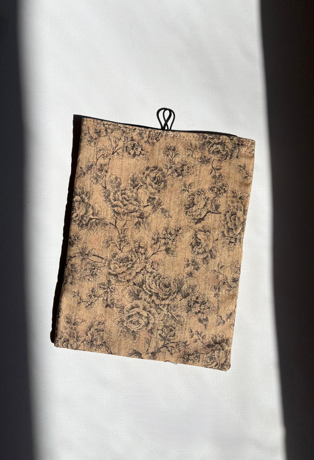 Brown Bloom Print w Front Pocket Book Sleeve