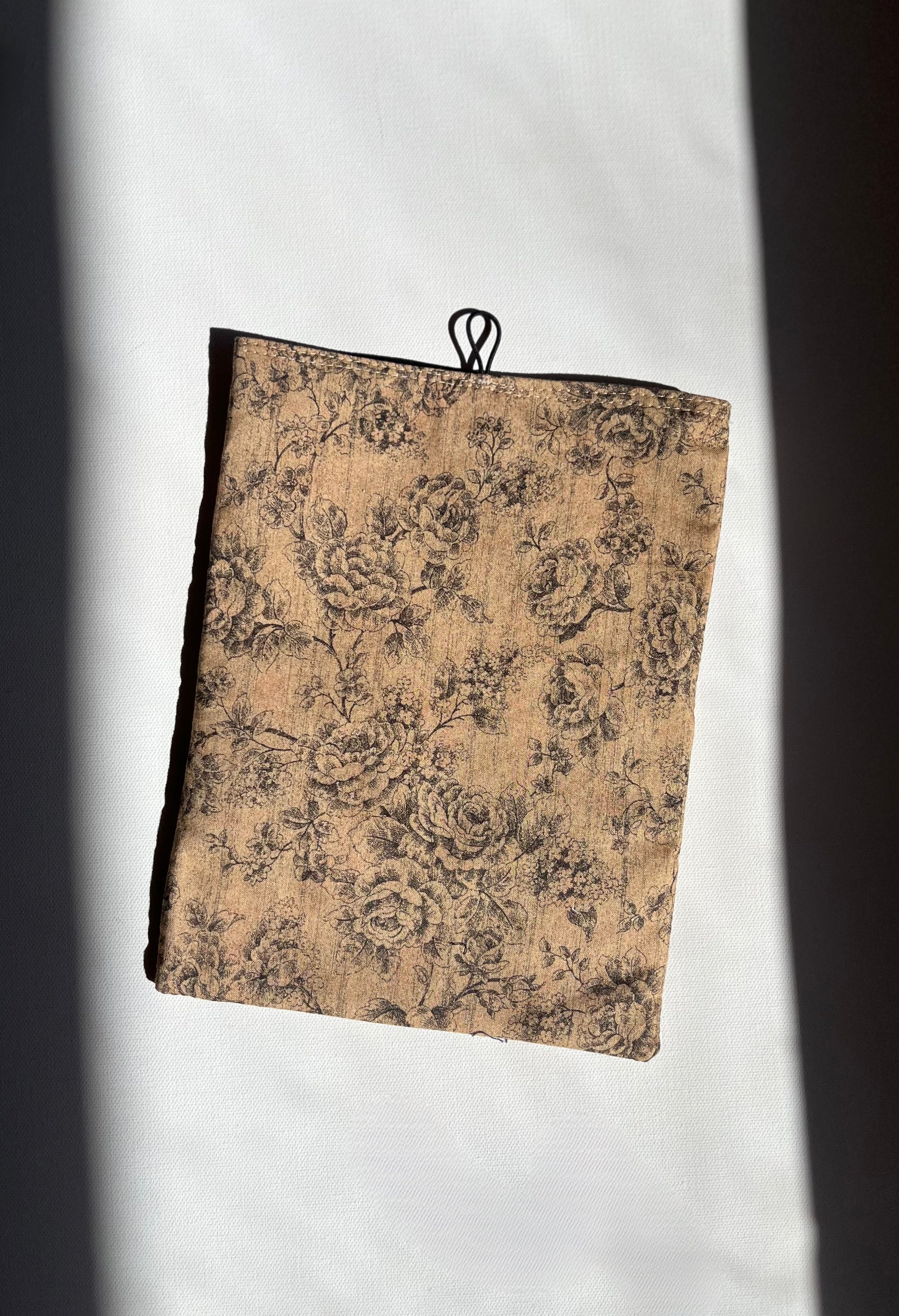 Brown Bloom Print w Front Pocket Book Sleeve