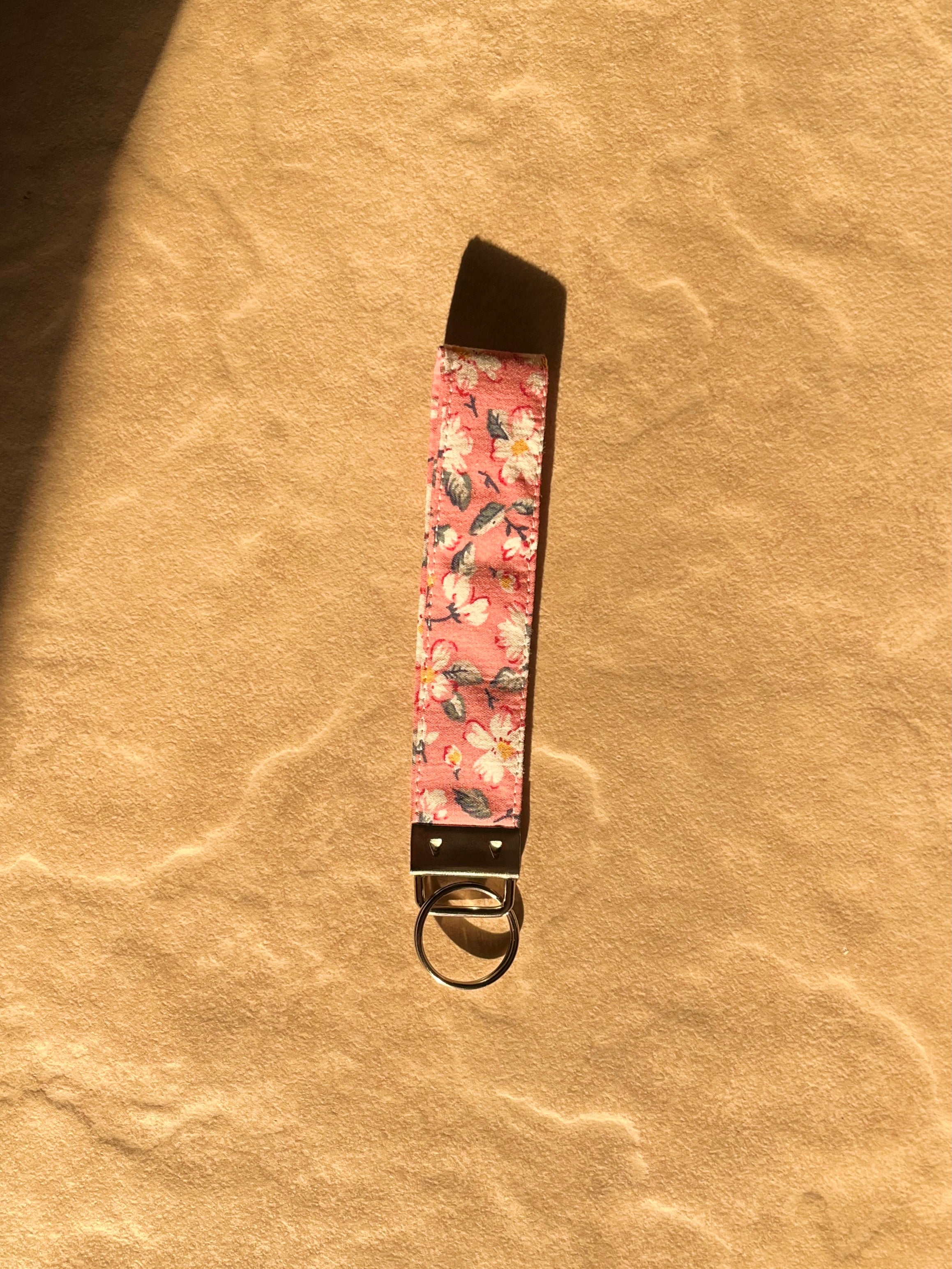 Hibiscus Bloom Wristlet