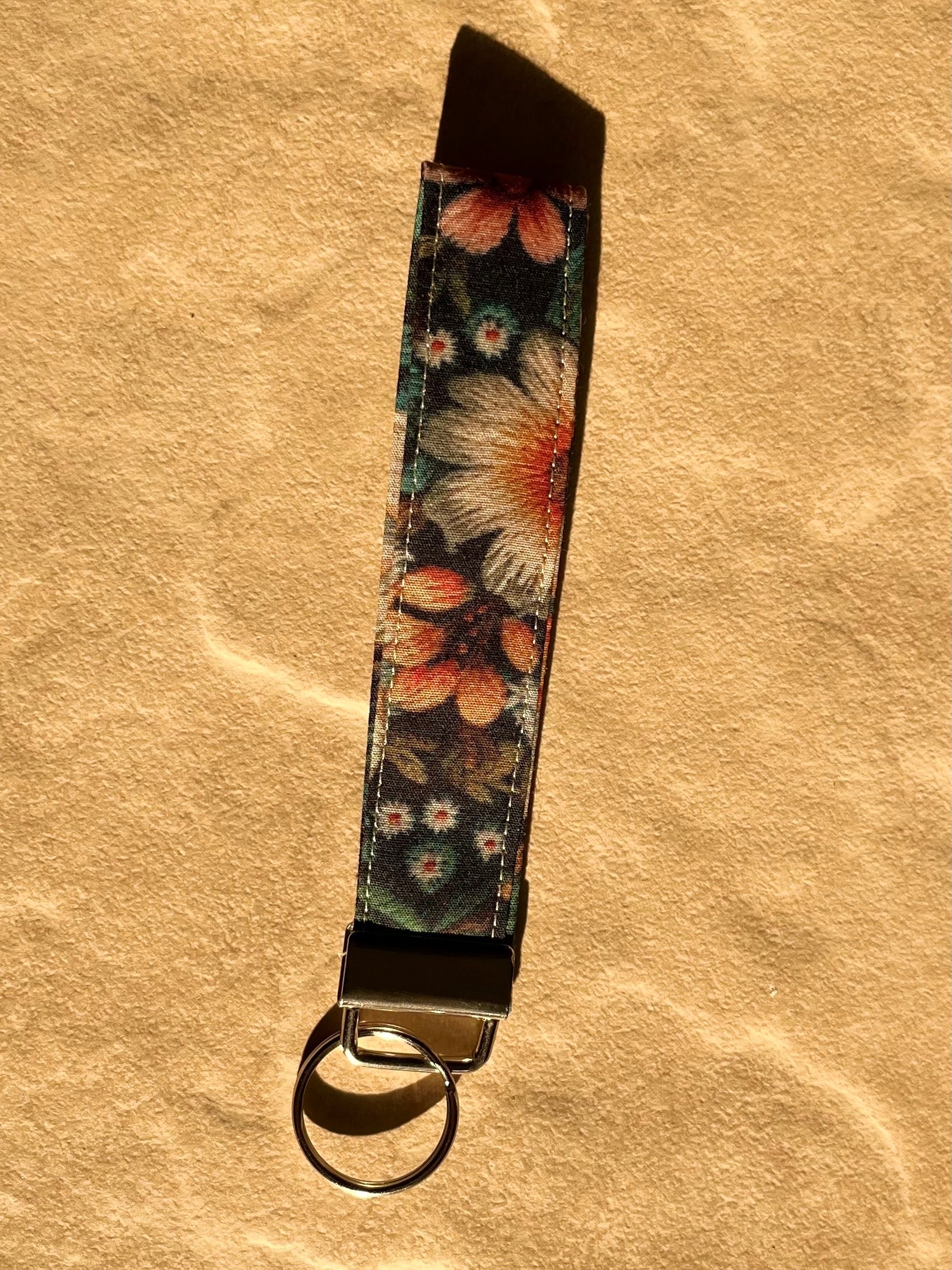 3D Bloom Wristlet