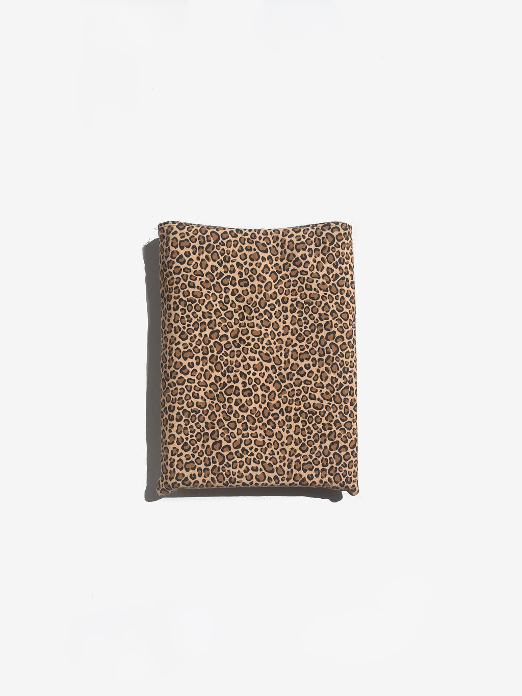 Leopard Print w Front Pocket Book Sleeve