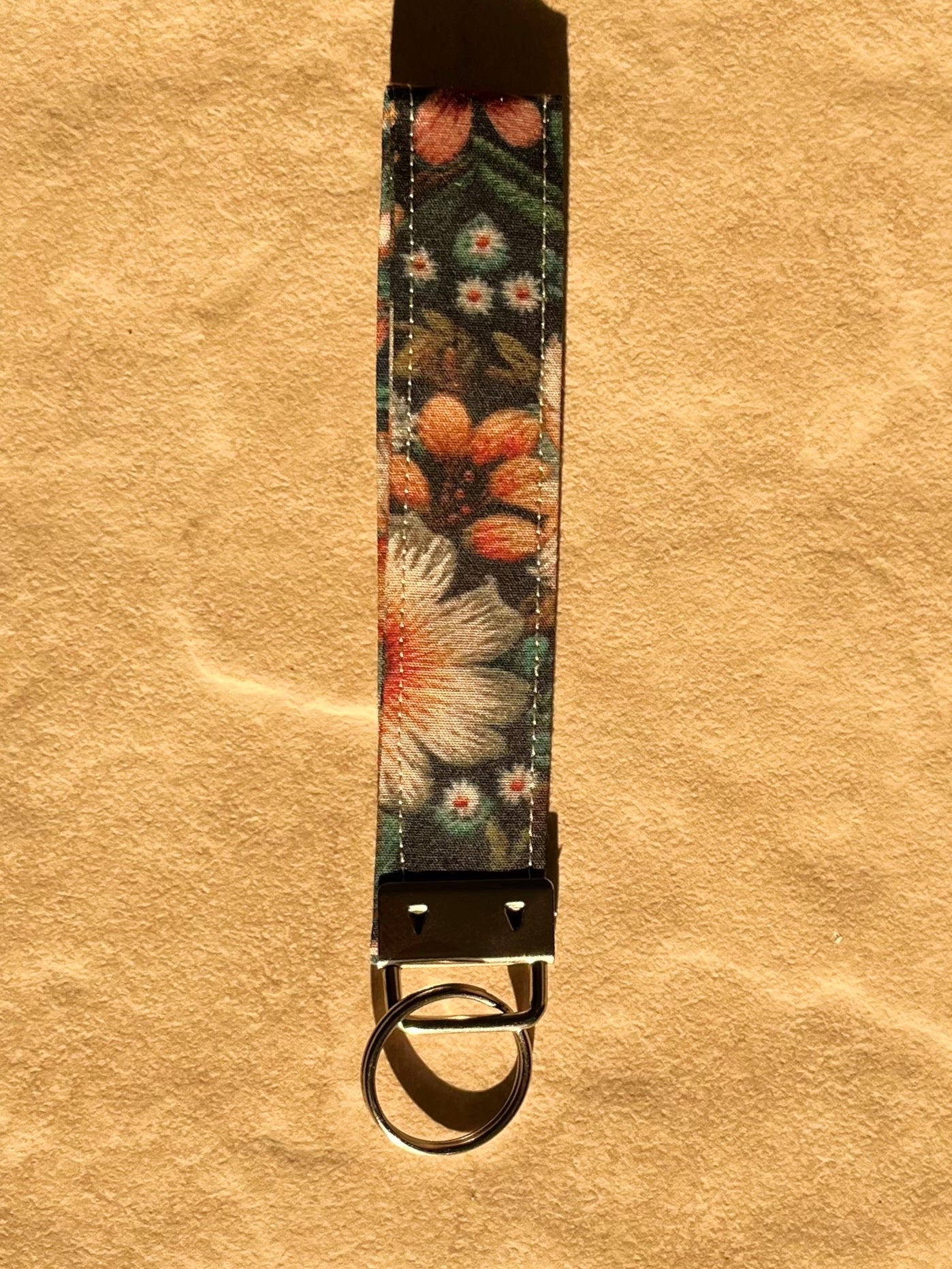 3D Bloom Wristlet
