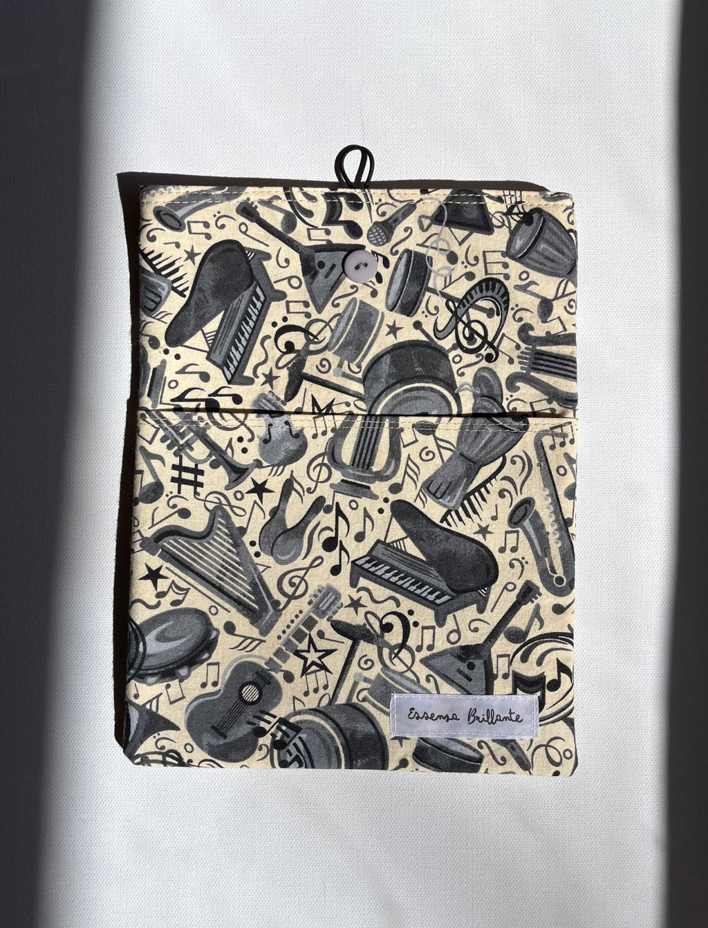 Beige Music Print w Front Pocket Book Sleeve