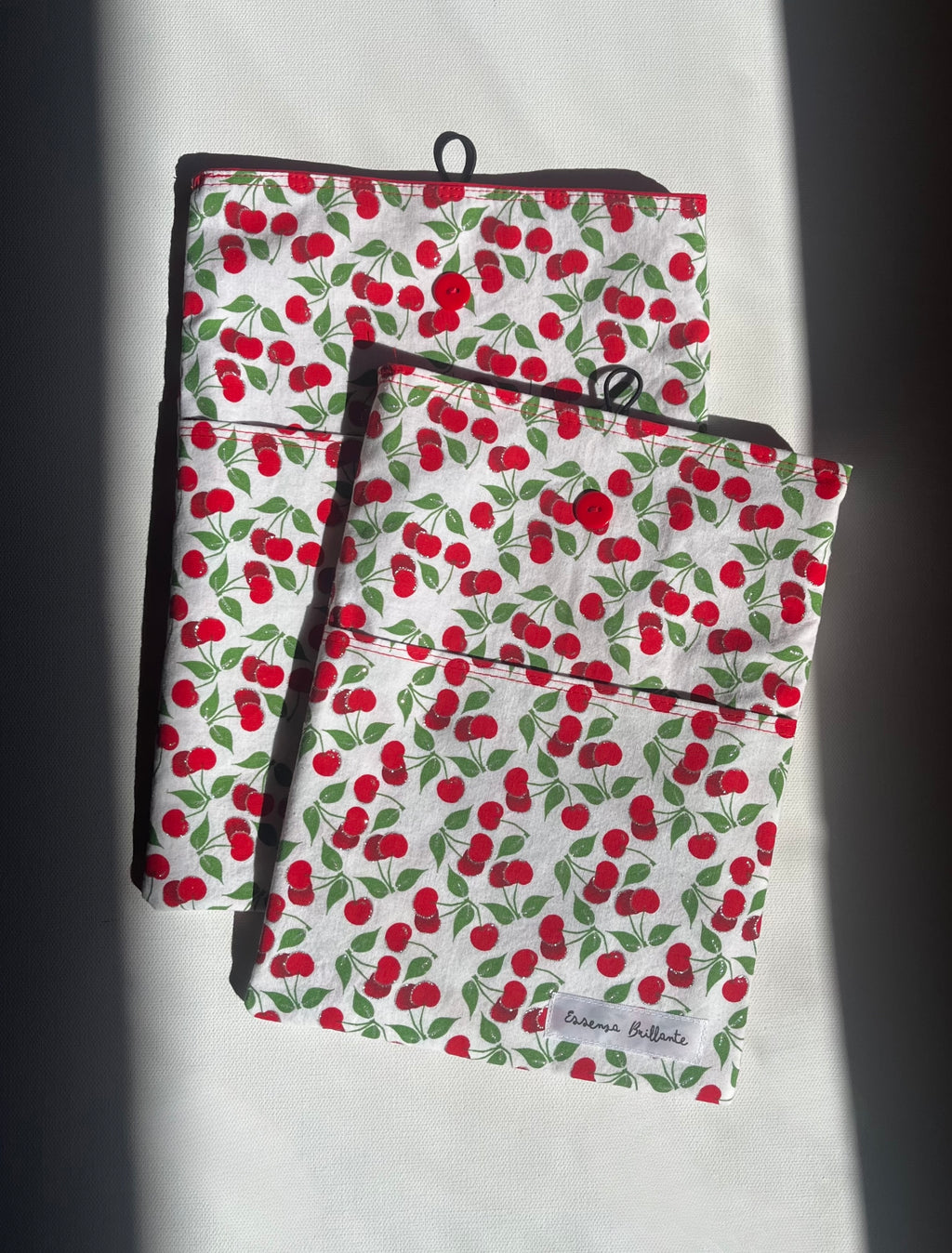 White Cherry w Front Pocket Book Sleeve